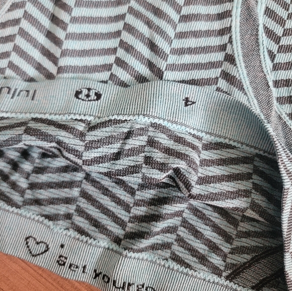 Lululemon Swiftly Tech Racerback Size 4 - Picture 4 of 6